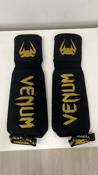 Pack Protecciones Venum Artes Marciales/Boxeo
