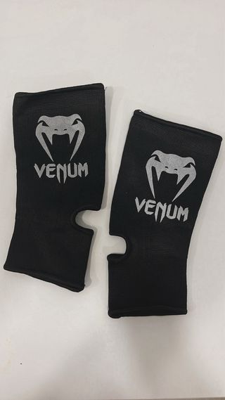 Pack Protecciones Venum Artes Marciales/Boxeo
