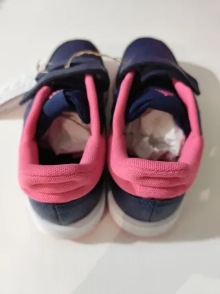 Zapatillas Adidas azul y rosa