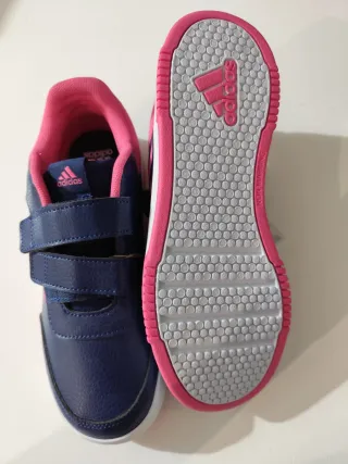 Zapatillas Adidas azul y rosa