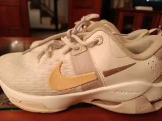 Zapatillas Nike Mujer Rosa y Dorado