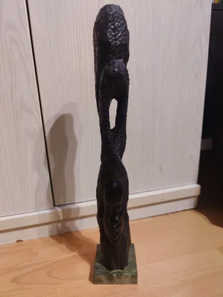 Escultura Afrocubana tallada a mano 45cm