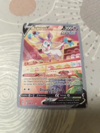 Sylveon V Carta Pokémon 184/203