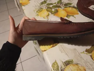 Scarpe in pelle scamosciata firmate Pekkuod