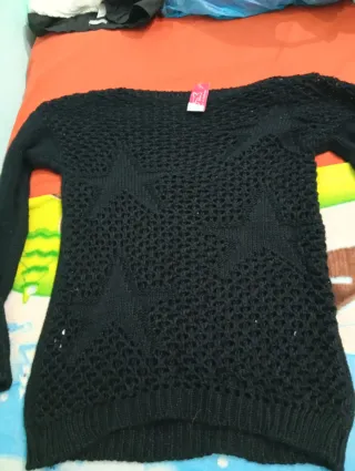 Jersey negro calado,