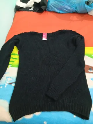 Jersey negro calado,