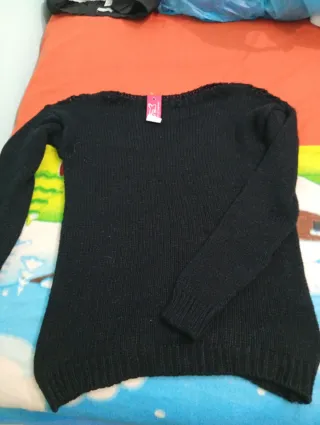 Jersey negro calado,