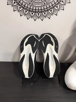 Zapatillas New Balance Propel V4 Negras