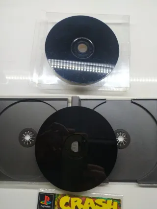 Crash Bandicoot Playstation 1 PAL + Protector PET