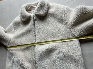 Chaqueta borreguito Bershka Blanca Talla M