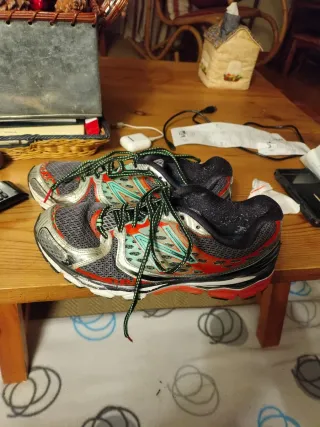 Deportivos New Balance Rojo/verde/ plateado