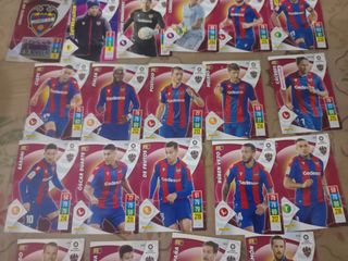 20 cromos Levante 2021-2022 Adrenalyn Panini.