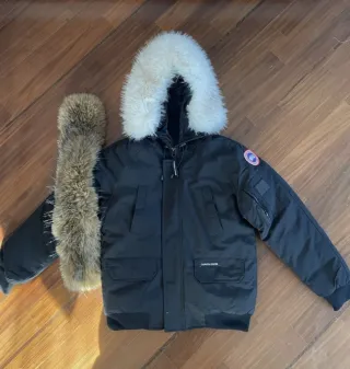 Giubbotto Goose nero taglia S