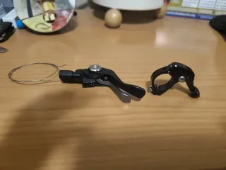 Pulsador cambio y tija MTB