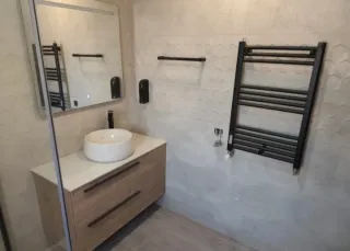 Plato de ducha y mampara