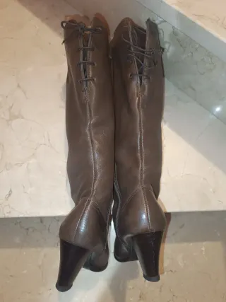 Botas de piel marrones Talla 38.
