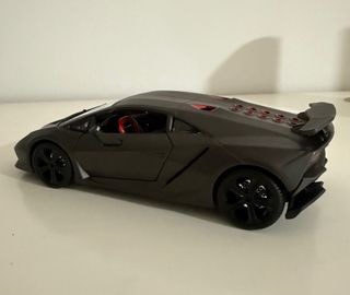 Lamborghini Sesto Elemento 1:24 Nuevo