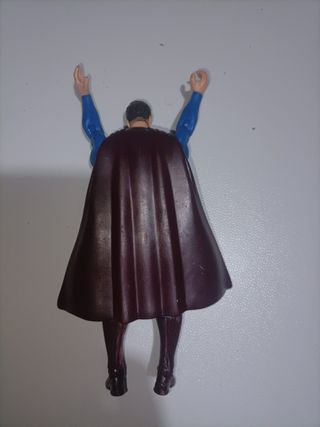 Superman Returns 5" Flying Attack Superman Mattel