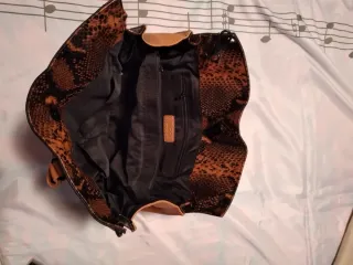 Bolso VGG ESSENTIALS marrón