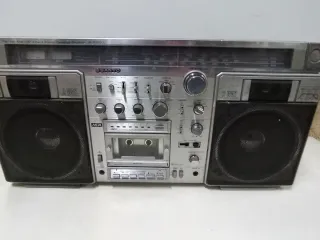 Radiocasete Sanyo M-X920LU