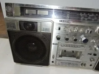Radiocasete Sanyo M-X920LU