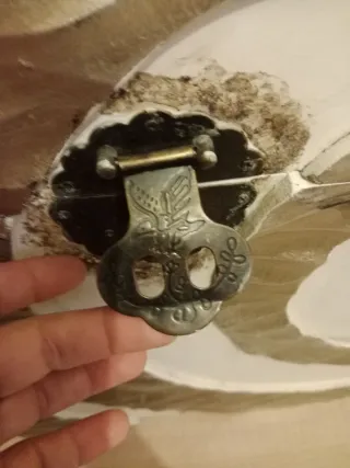 Baúl de madera con diseño