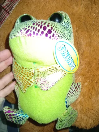 Peluche Perro Dorado Ojos Grandes