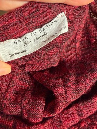 Top largo acanalado tipo túnica, color rojo