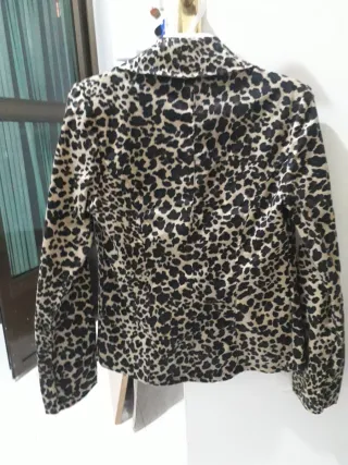 Americana mujer estampado animal print