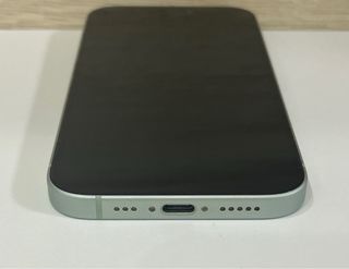 iPhone 15 Verde