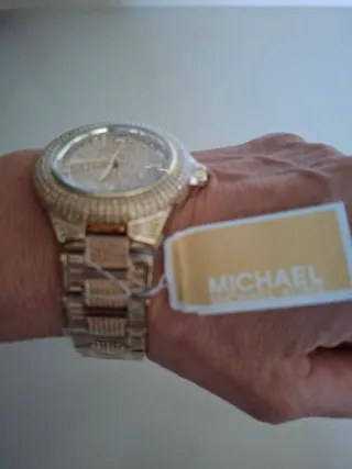 Reloj Michael Kors Dorado con Cristales
