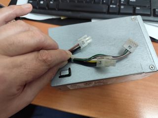 Fuente HP 200W DPS-200PB-196 A