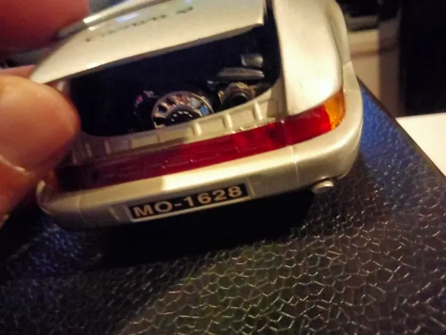 Anson 1/18 Porsche 911 Carrera 4 Cabriolet