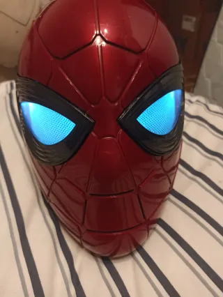 Casco Iron Spider Marvel Hasbro Electrónico