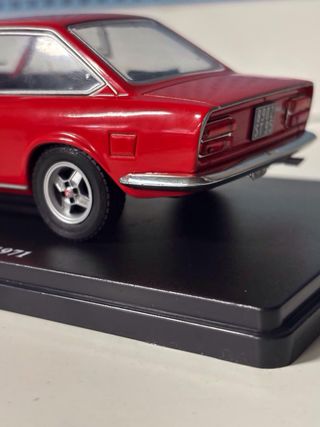 SEAT 124 Sport 1600 1971 1:24