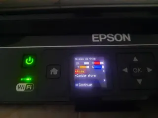 Impresora Epson SX435W averiada