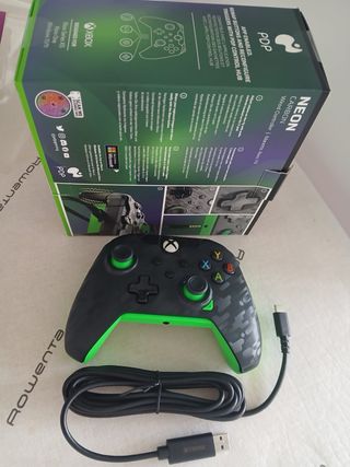 Comando Xbox PDP Neon Carbon (NOVO)