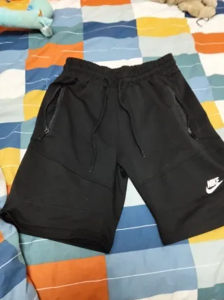 Pantalón corto Nike negro
