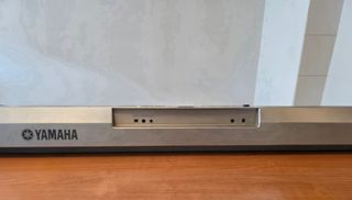 Piano Yamaha DGX-305 in vendita