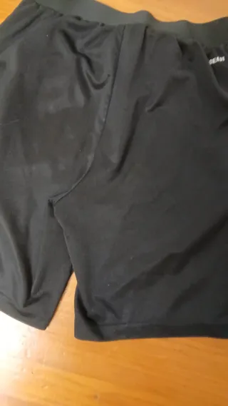 Pantalón corto Adidas bolsillos cremallera talla S