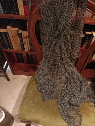 Foulard transparente floral 1.70 x 44