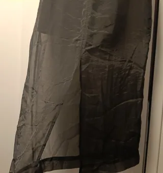 Falda midi gasa Stradivarius Talla S