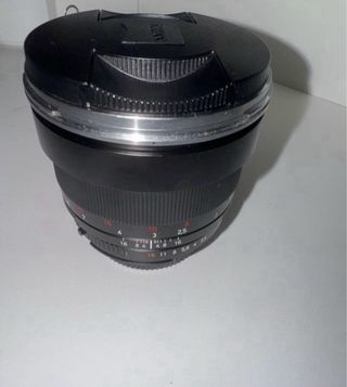 Carl Zeiss Planar T* 85mm F/1.4 ZF.2