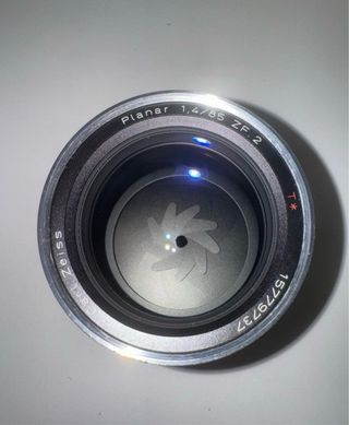 Carl Zeiss Planar T* 85mm F/1.4 ZF.2
