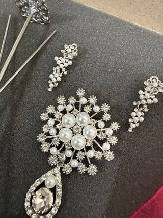 Aderezo Fallera Niña Plateado con agujas