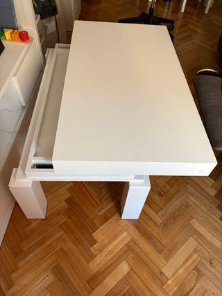 Mesa de centro blanca de madera