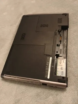 Dell Vostro 3300 - Para piezas