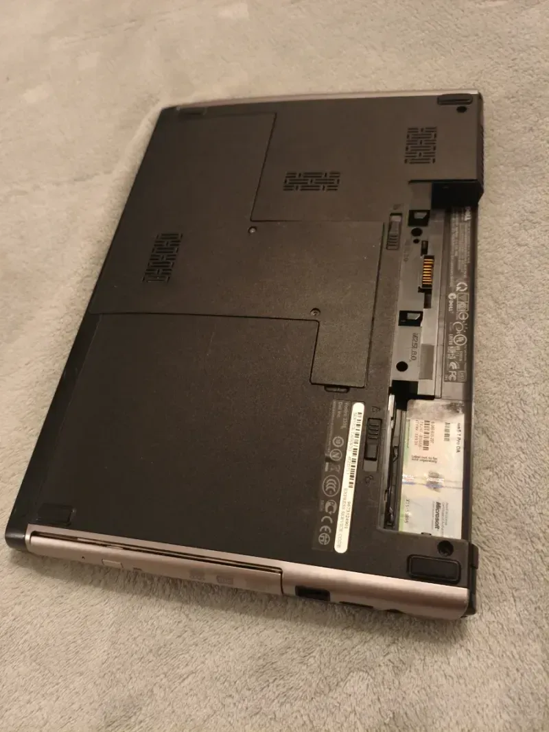 Dell Vostro 3300 - Para piezas afbeelding 3