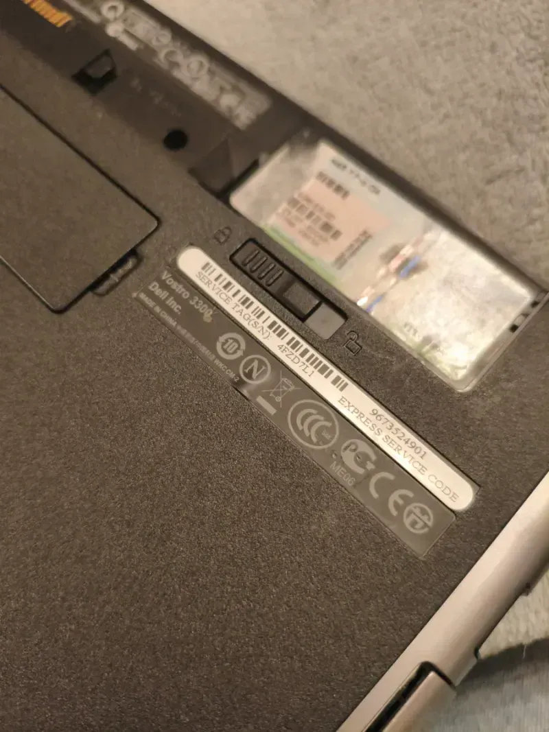Dell Vostro 3300 - Para piezas afbeelding 10