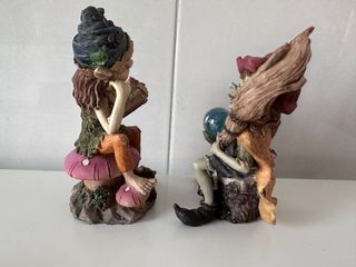 Dos Figuras de Elfos